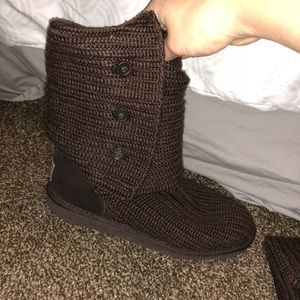 Brown knit uggs